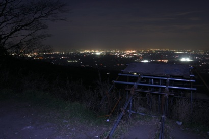 ジャンプ台と夜景