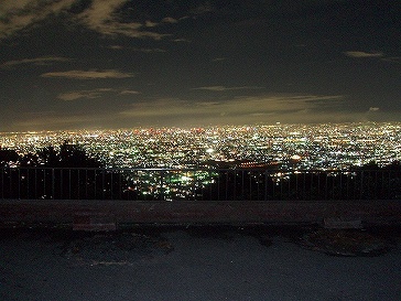 信貴生駒スカイライン 立石越駐車場からの夜景